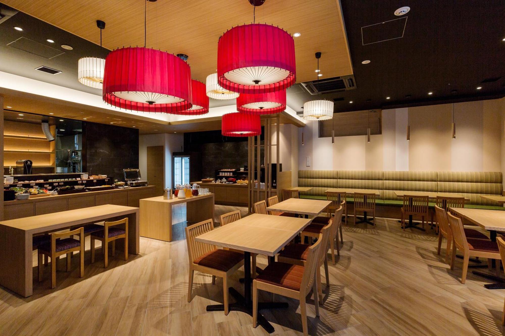 Via Inn Hakataguchi Ekimae Fukuoka  Zewnętrze zdjęcie